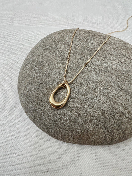 Cove Necklace