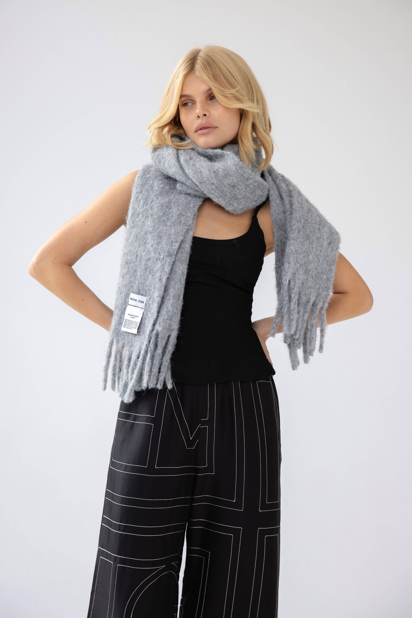 The Reykjavik Scarf with RWS Merino Wool - Grey
