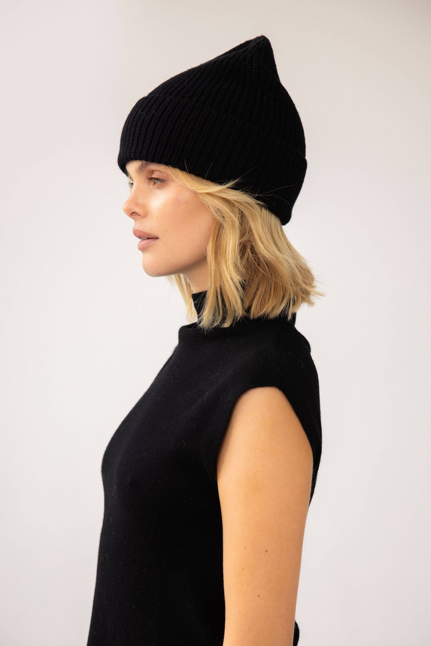 Merino Wool Beanie - Arctic Coal