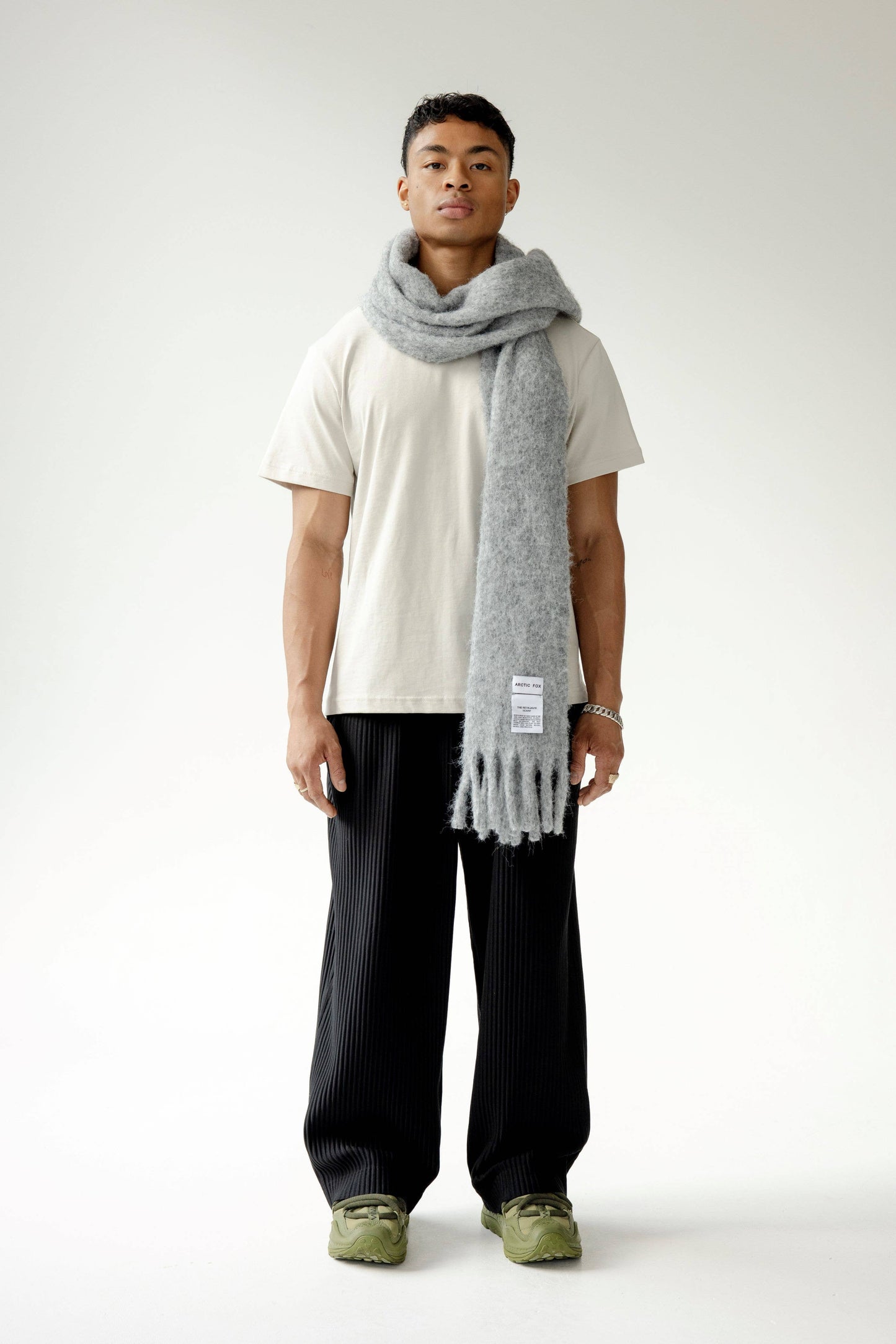 The Reykjavik Scarf with RWS Merino Wool - Grey