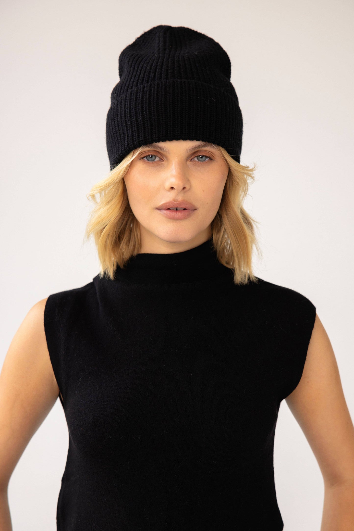 Merino Wool Beanie - Arctic Coal